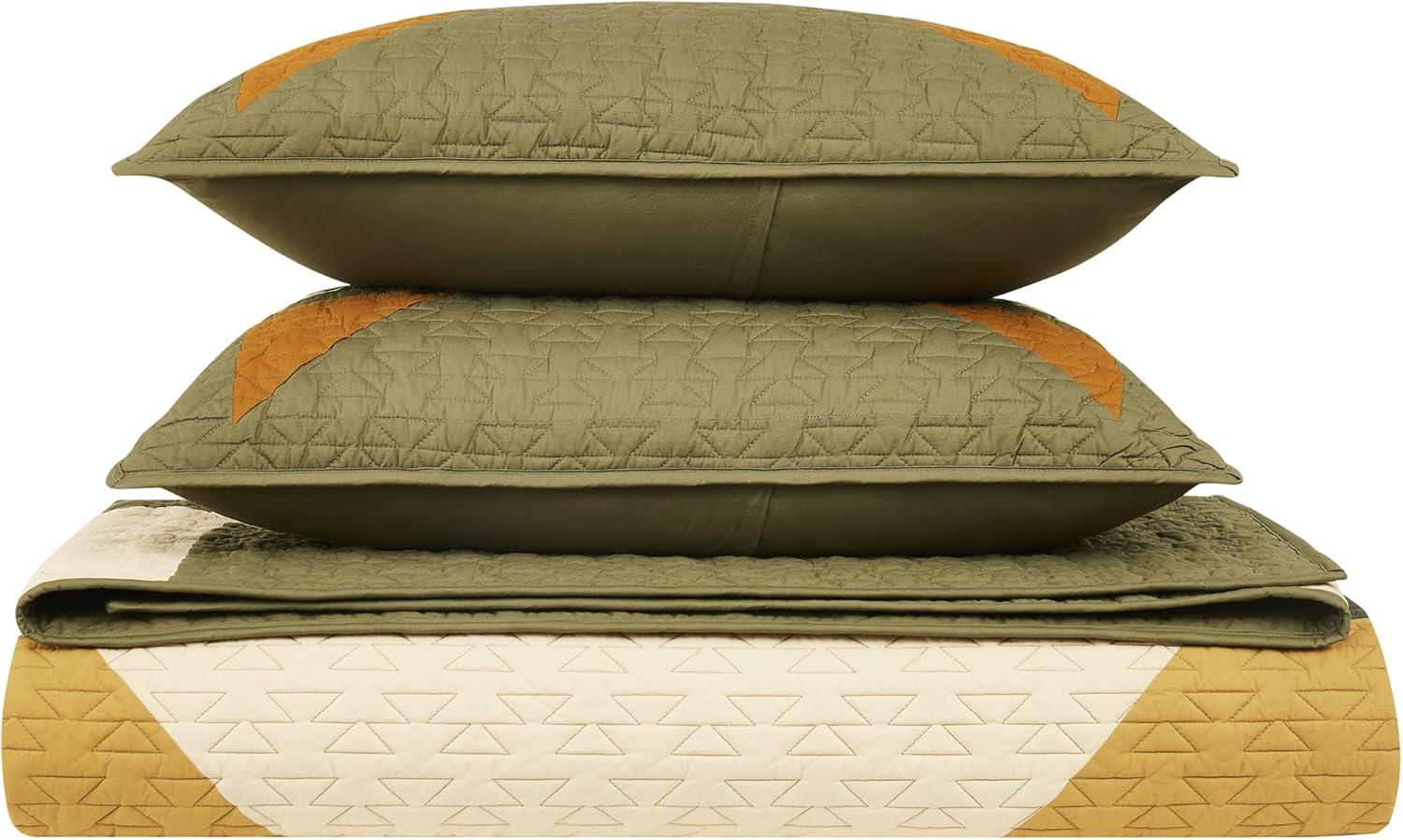 image:imagePendleton 100 Cotton Quilt Set Lightweight Breathable Bedspread with Matching Shams Soft Hypoallergenic Quilted Bedding for All Seasons Twin Queen King King Bridge Creek BlueKing