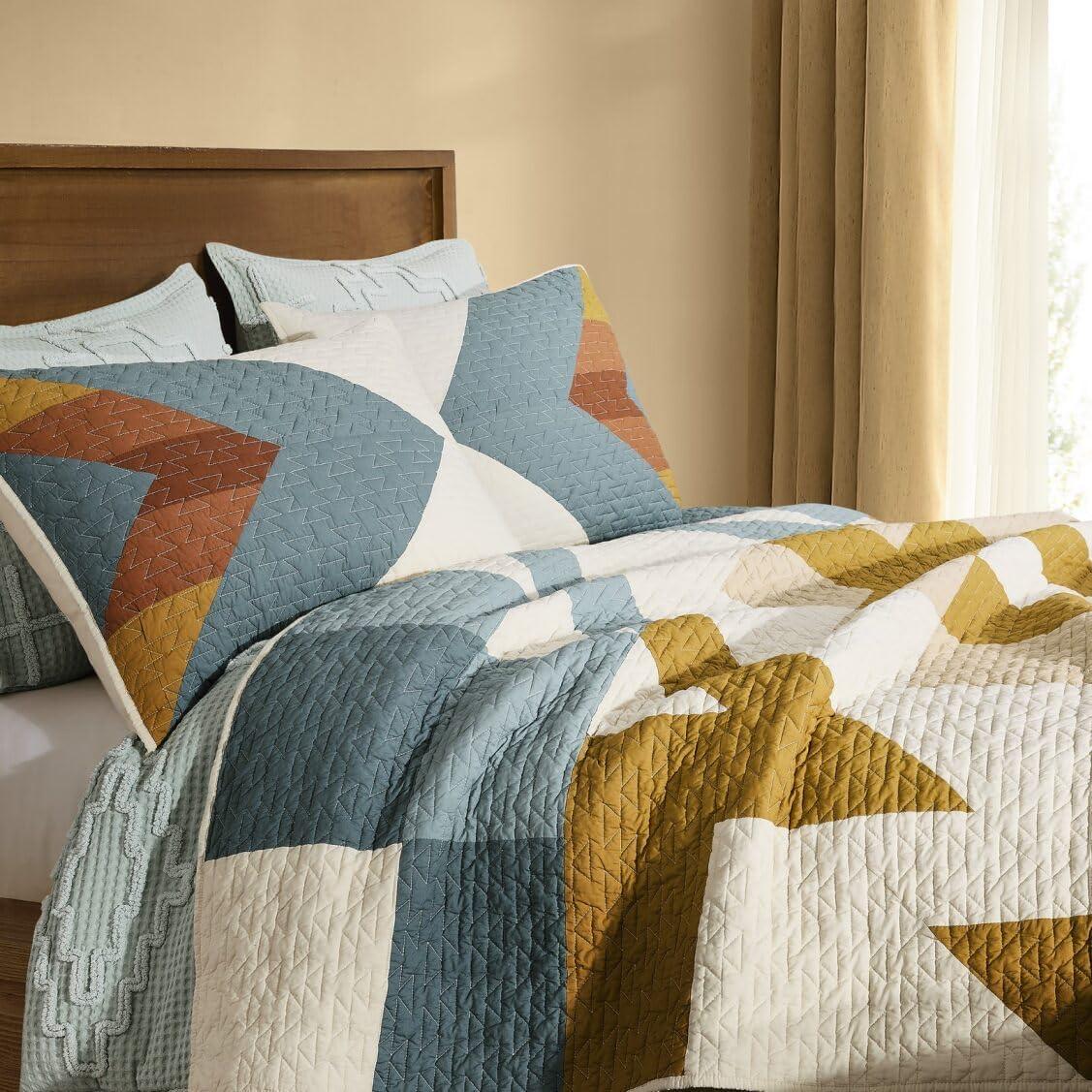 image:imagePendleton 100 Cotton Quilt Set Lightweight Breathable Bedspread with Matching Shams Soft Hypoallergenic Quilted Bedding for All Seasons Twin Queen King King Bridge Creek BlueKing