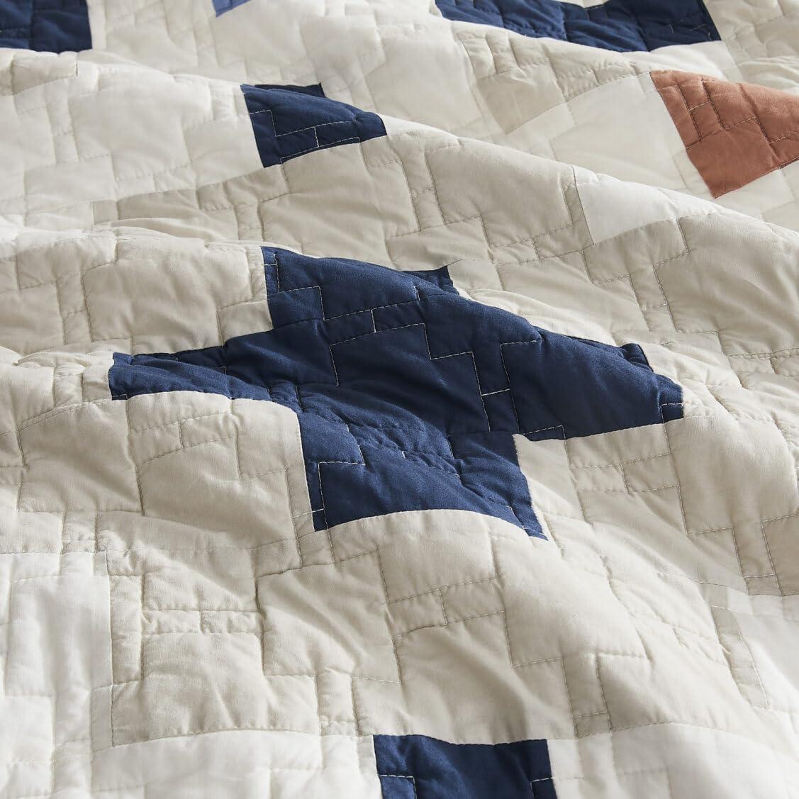 image:imagePendleton 100 Cotton Quilt Set Lightweight Breathable Bedspread with Matching Shams Soft Hypoallergenic Quilted Bedding for All Seasons Twin Queen King King Bridge Creek BlueKing