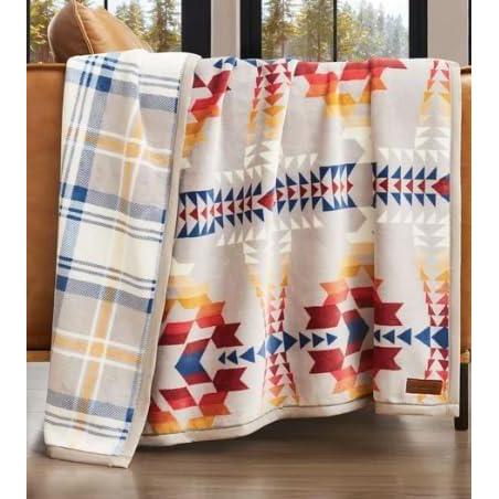 image:imagePendleton Reversible Plush Throw 50 x 70 1 Legend Lake Grey